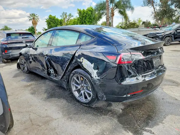 5YJ3E1EAXNF186242 2022 TESLA MODEL 3 - Image 2
