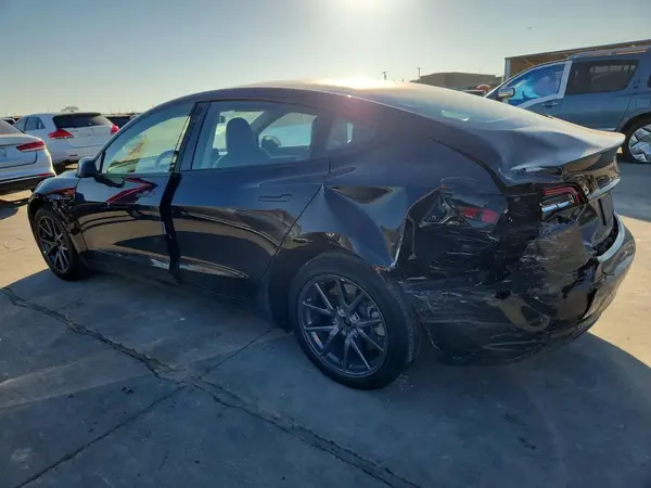 5YJ3E1EAXNF187228 2022 TESLA MODEL 3 - Image 2