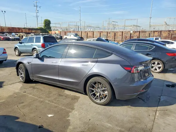 5YJ3E1EAXNF188766 2022 TESLA MODEL 3 - Image 2