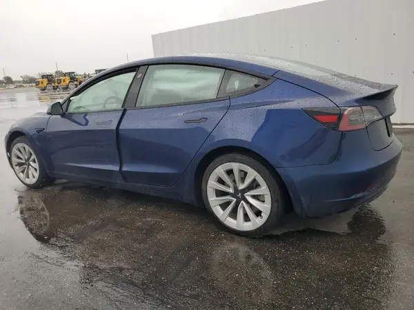 5YJ3E1EAXNF190873 2022 TESLA MODEL 3 - Image 2