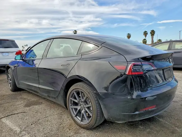 5YJ3E1EAXNF191330 2022 TESLA MODEL 3 - Image 2