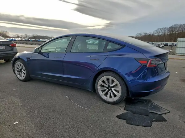 5YJ3E1EAXNF192090 2022 TESLA MODEL 3 - Image 2