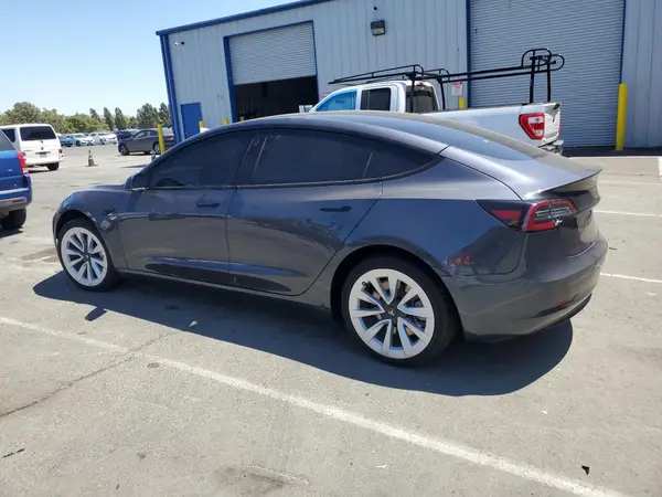 5YJ3E1EAXNF236640 2022 TESLA MODEL 3 - Image 2