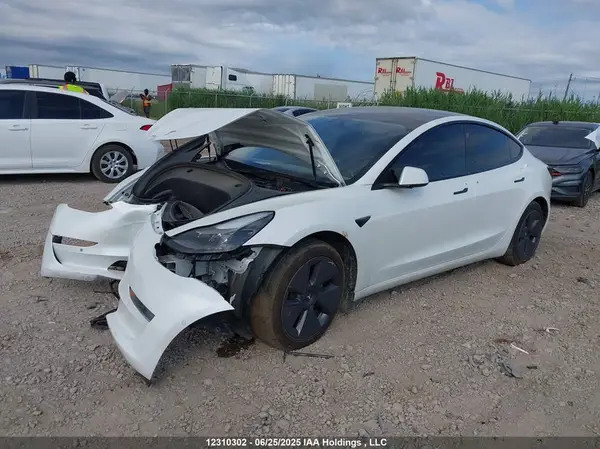 5YJ3E1EAXNF250246 2022 TESLA MODEL 3 - Image 2