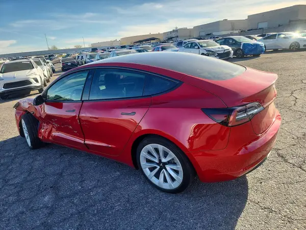 5YJ3E1EAXNF252868 2022 TESLA MODEL 3 - Image 2
