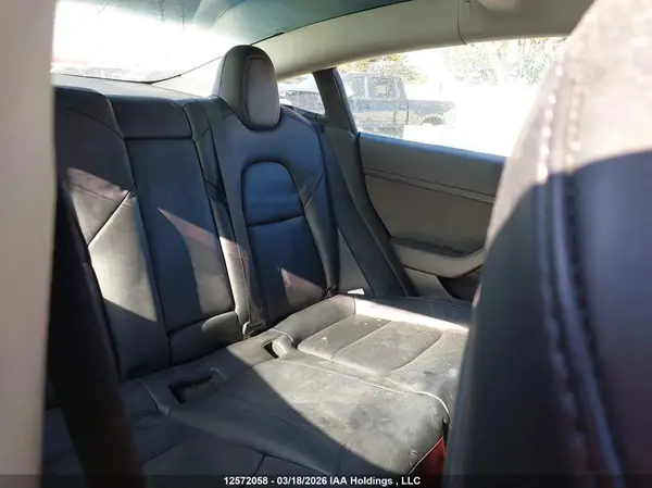 5YJ3E1EAXNF258010 2022 TESLA MODEL 3 - Image 8