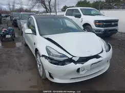 5YJ3E1EAXNF258220 2022 TESLA MODEL 3