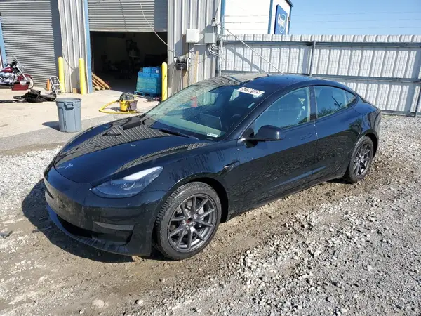 5YJ3E1EAXNF286180 2022 TESLA MODEL 3 - Image 1