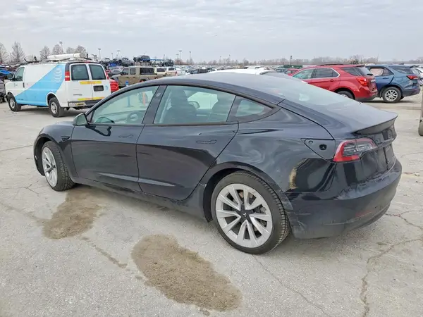 5YJ3E1EAXNF288415 2022 TESLA MODEL 3 - Image 2