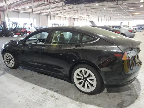 5YJ3E1EAXNF289287 2022 TESLA MODEL 3 - Image 2