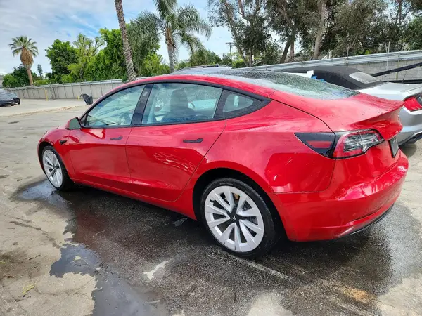 5YJ3E1EAXNF290083 2022 TESLA MODEL 3 - Image 2