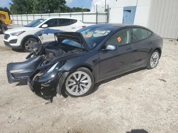 5YJ3E1EAXNF290665 2022 TESLA MODEL 3 - Image 1