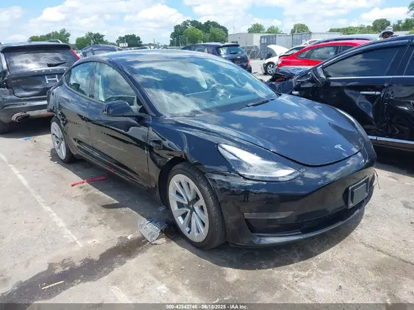5YJ3E1EAXNF291170 2022 TESLA MODEL 3 - Image 1