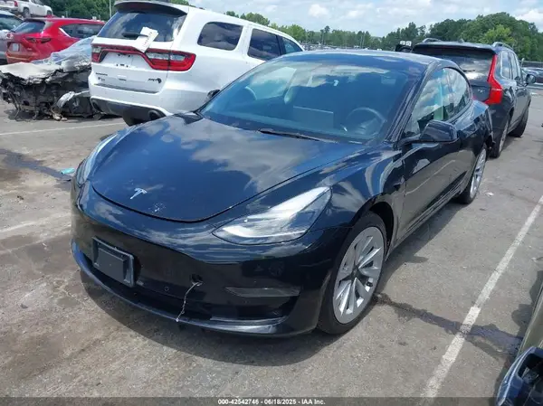 5YJ3E1EAXNF291170 2022 TESLA MODEL 3 - Image 2