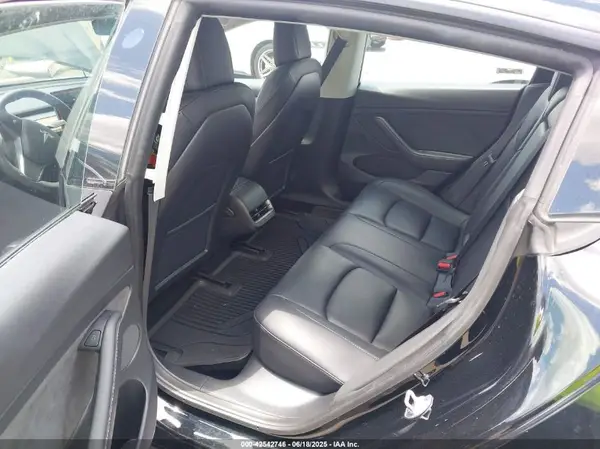 5YJ3E1EAXNF291170 2022 TESLA MODEL 3 - Image 8