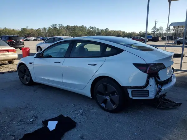 5YJ3E1EAXNF301955 2022 TESLA MODEL 3 - Image 2