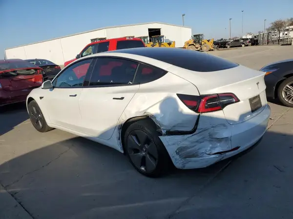 5YJ3E1EAXNF306279 2022 TESLA MODEL 3 - Image 2