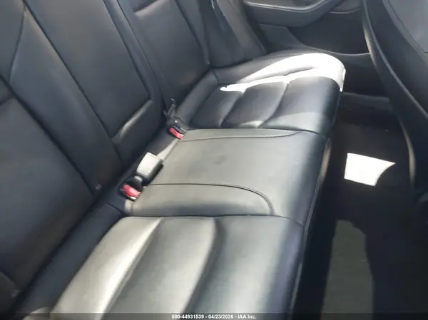5YJ3E1EAXNF315256 2022 TESLA MODEL 3 - Image 8