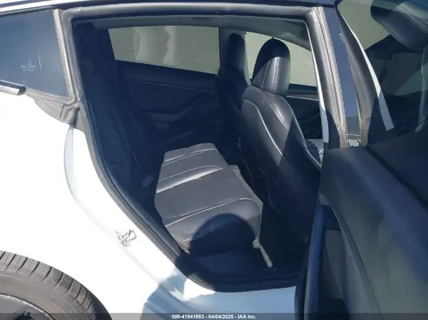 5YJ3E1EAXNF317928 2022 TESLA MODEL 3 - Image 8