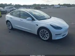 5YJ3E1EAXNF318139 2022 TESLA MODEL 3