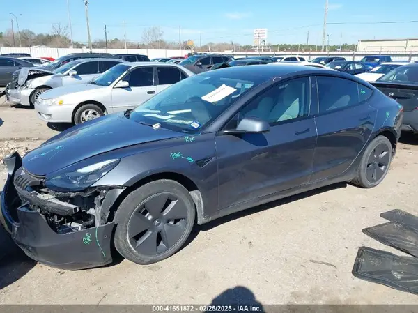 5YJ3E1EAXNF326354 2022 TESLA MODEL 3 - Image 2