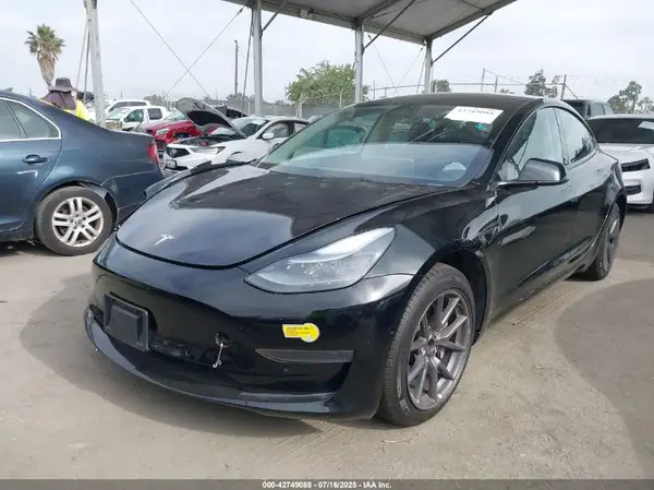 5YJ3E1EAXNF333885 2022 TESLA MODEL 3 - Image 2