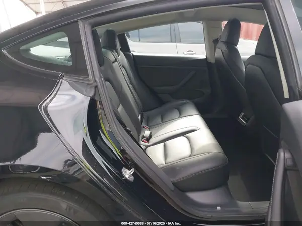 5YJ3E1EAXNF333885 2022 TESLA MODEL 3 - Image 8