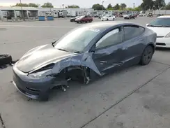 5YJ3E1EAXNF336785 2022 TESLA MODEL 3