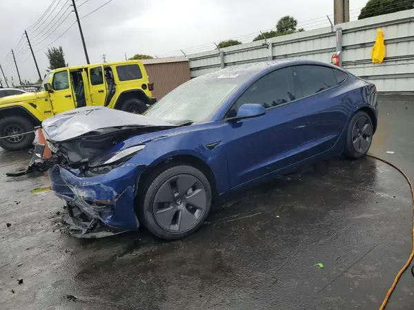 5YJ3E1EAXNF341792 2022 TESLA MODEL 3 - Image 1