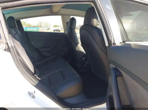 5YJ3E1EAXNF346944 2022 TESLA MODEL 3 - Image 8