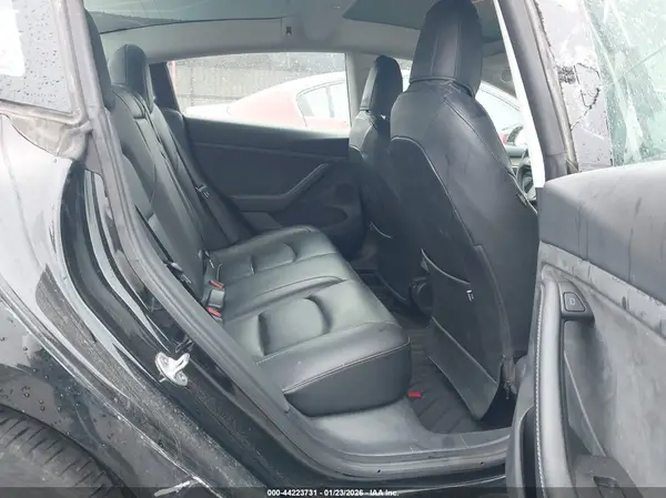 5YJ3E1EAXNF351304 2022 TESLA MODEL 3 - Image 8