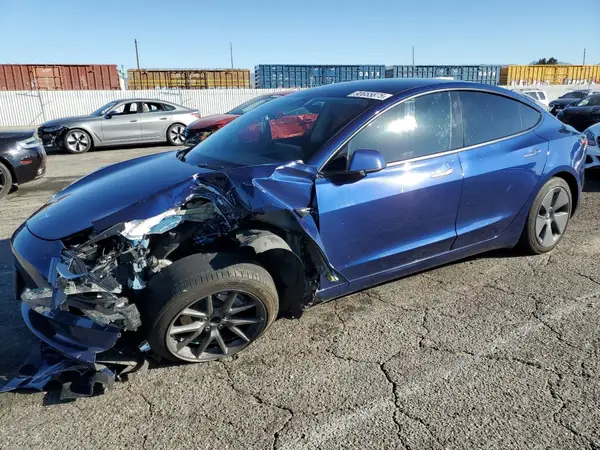 5YJ3E1EAXNF358057 2022 TESLA MODEL 3 - Image 1