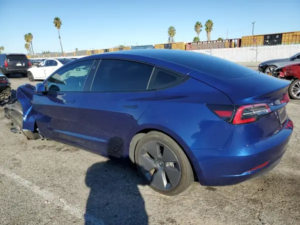 5YJ3E1EAXNF358057 2022 TESLA MODEL 3 - Image 2