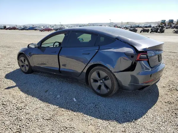 5YJ3E1EAXNF359841 2022 TESLA MODEL 3 - Image 2
