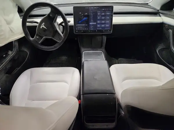 5YJ3E1EAXNF361881 2022 TESLA MODEL 3 - Image 8