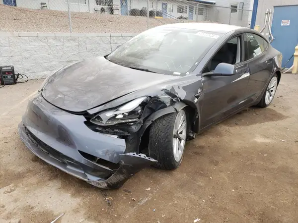 5YJ3E1EAXNF369379 2022 TESLA MODEL 3 - Image 1