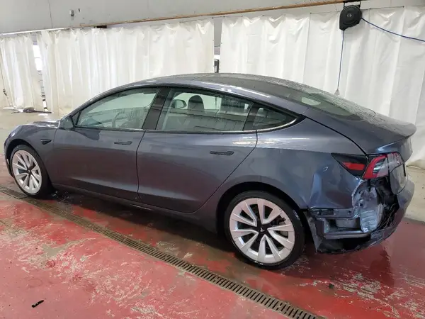 5YJ3E1EAXNF369690 2022 TESLA MODEL 3 - Image 2