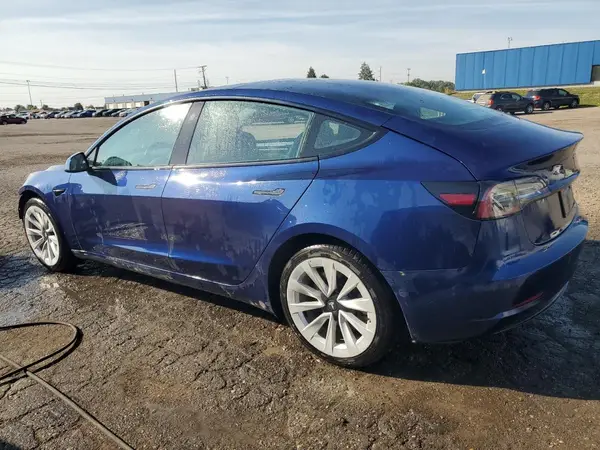 5YJ3E1EAXNF369897 2022 TESLA MODEL 3 - Image 2