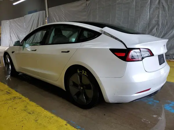 5YJ3E1EAXNF370757 2022 TESLA MODEL 3 - Image 2