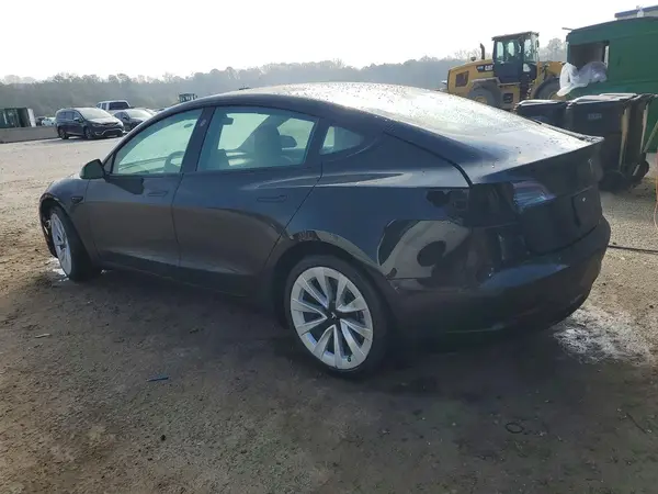 5YJ3E1EAXNF370922 2022 TESLA MODEL 3 - Image 2