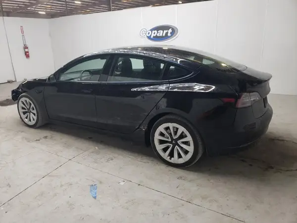 5YJ3E1EAXNF371438 2022 TESLA MODEL 3 - Image 2