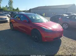 5YJ3E1EAXNF371813 2022 TESLA MODEL 3
