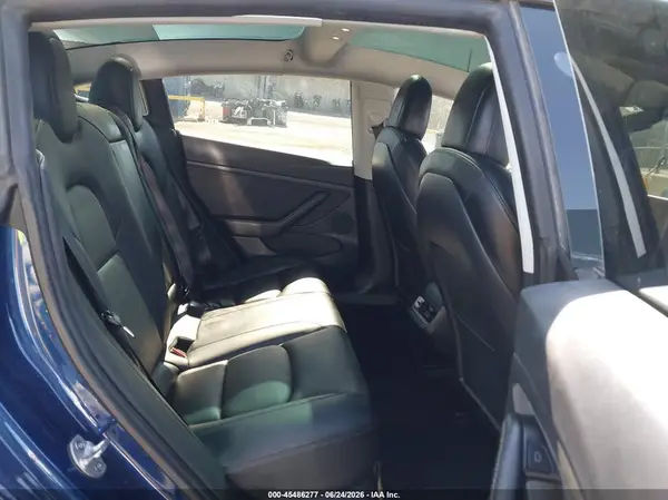 5YJ3E1EAXNF374145 2022 TESLA MODEL 3 - Image 8
