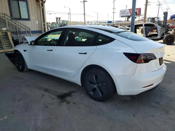 5YJ3E1EAXNF376784 2022 TESLA MODEL 3 - Image 2