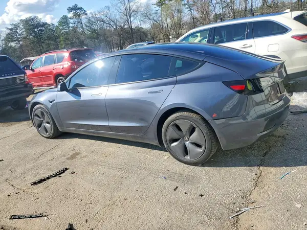 5YJ3E1EAXPF382233 2023 TESLA MODEL 3 - Image 2