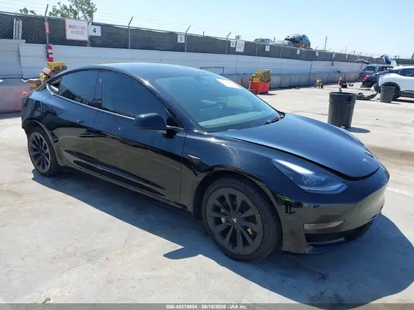 5YJ3E1EAXPF383186 2023 TESLA MODEL 3 - Image 1