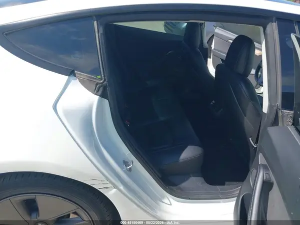 5YJ3E1EAXPF385729 2023 TESLA MODEL 3 - Image 8