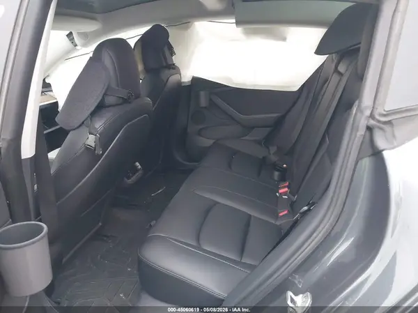 5YJ3E1EAXPF396021 2023 TESLA MODEL 3 - Image 8