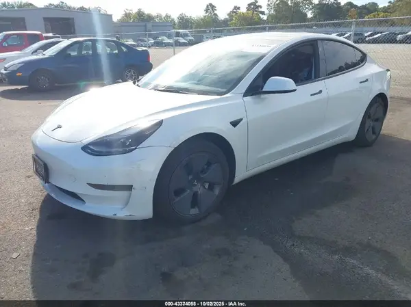 5YJ3E1EAXPF398559 2023 TESLA MODEL 3 - Image 2