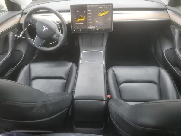 5YJ3E1EAXPF402030 2023 TESLA MODEL 3 - Image 8